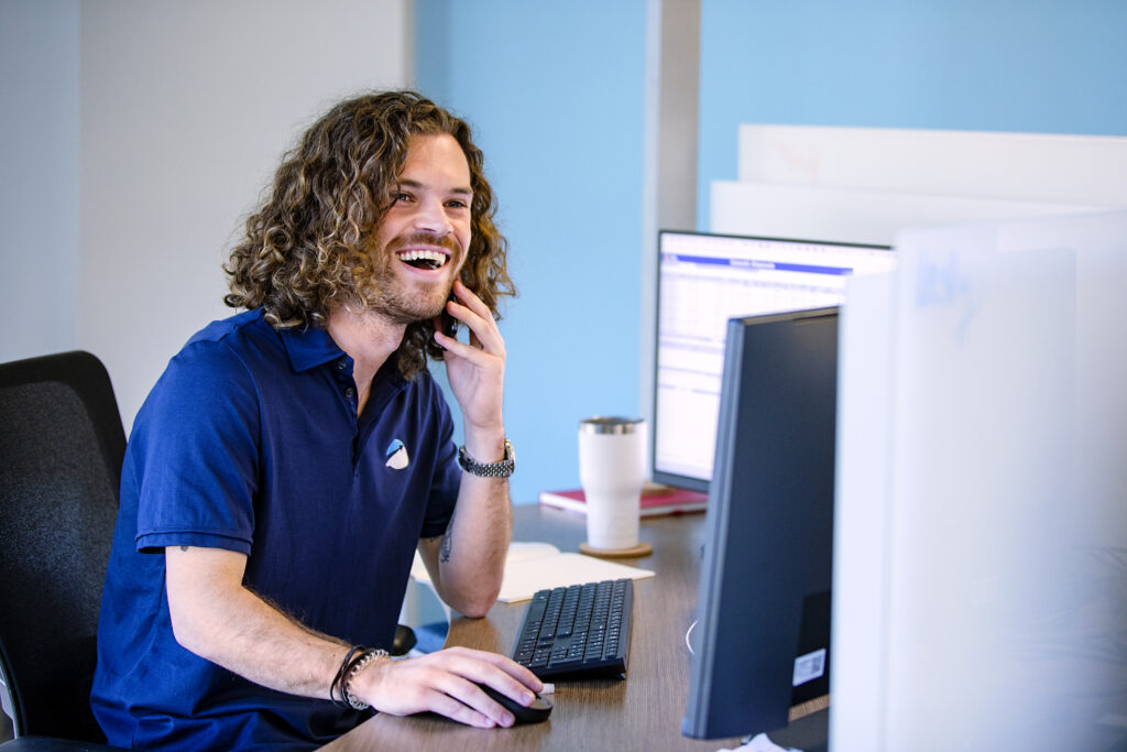 Why Hometown Freight Broker Beats Outsourcing Every Time